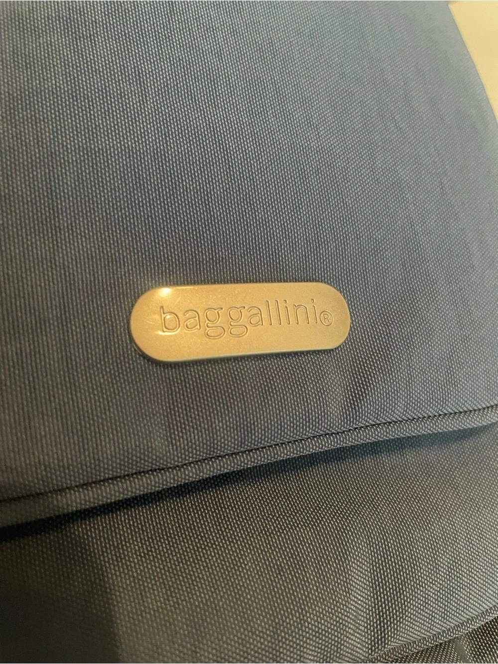 Baggallini Navy Blue Crossbody Messenger Bag